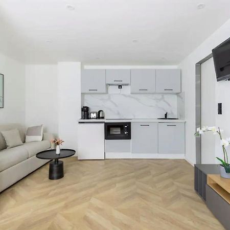 Hsh Magnifique Appartement La Chapelle Paris Bagian luar foto